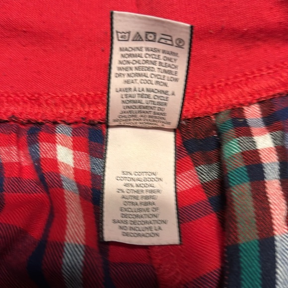 Victoria's Secret Red Plaid Women's Shorts size XS - Picture 7 of 7